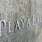 Bialy Z Tarasem W Playa Baltis 公寓 米兹多洛杰