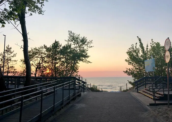 Bialy Z Tarasem W Playa Baltis Misdroy